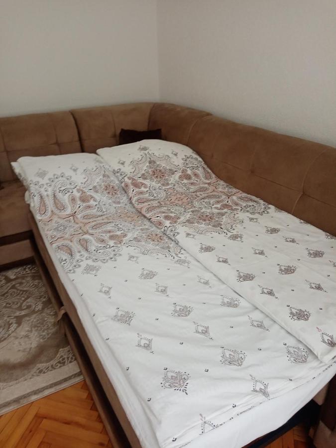 Azra Apartment วิโซโค ภายนอก รูปภาพ